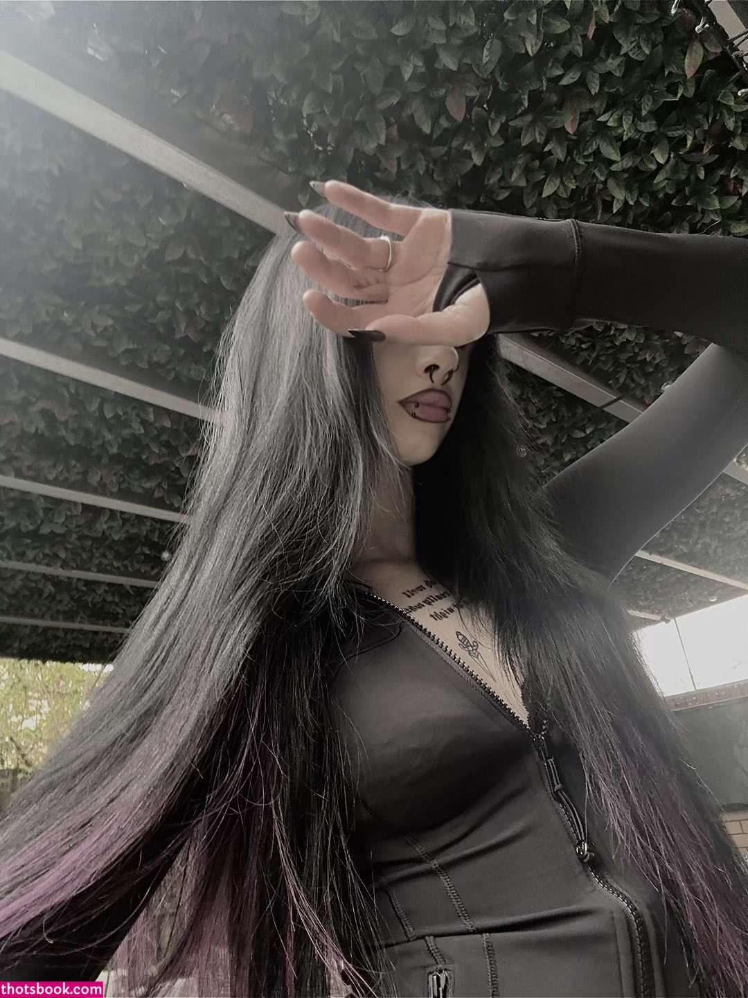 livindeadyaz Photo #8