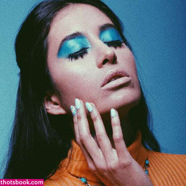 Melissa Babaei Photo #25