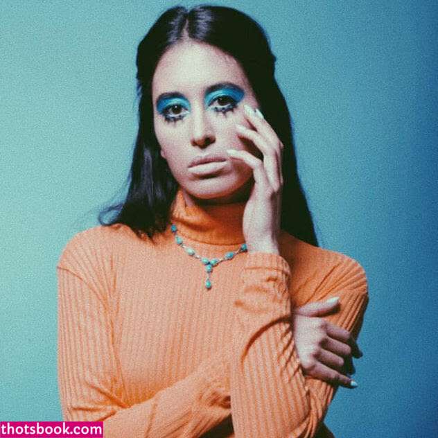 Melissa Babaei Photo #27