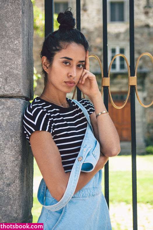 Melissa Babaei Photo #38