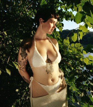 motherbimbo Photo #9