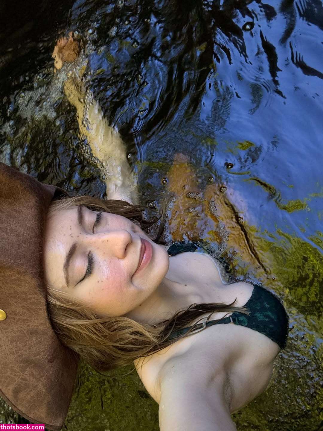 Bug Universe Photo #42