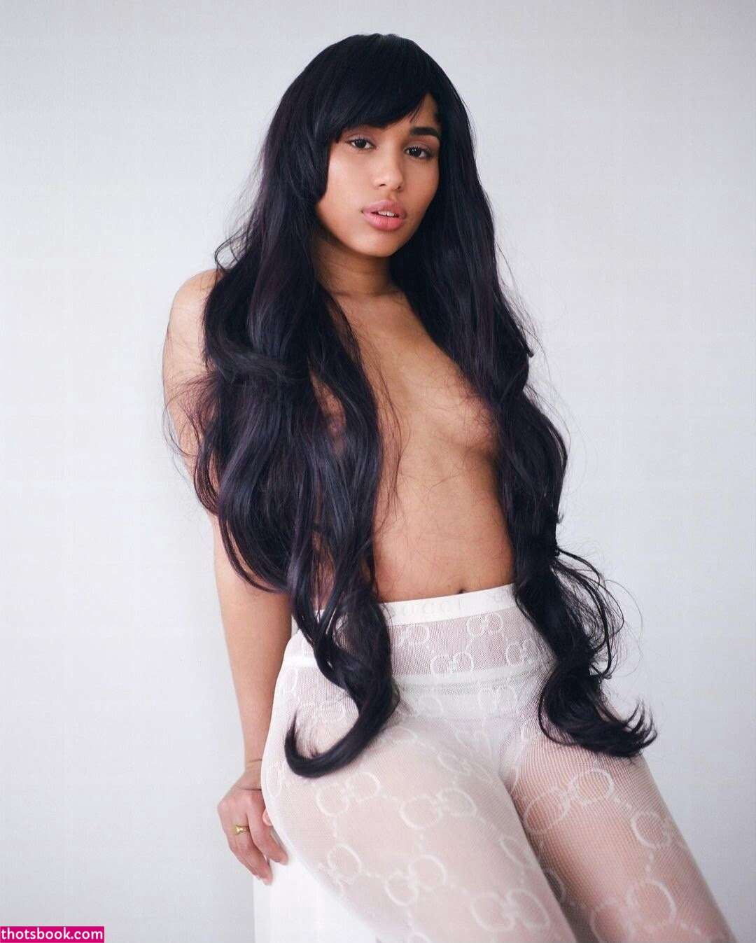 Genesis Vega Photo #1