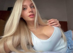 Malou Clark Photo #11