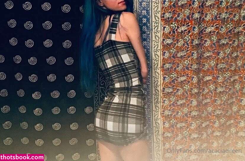 Acacia Eileen Photo #5