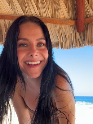 Ale Garcia Photo #17