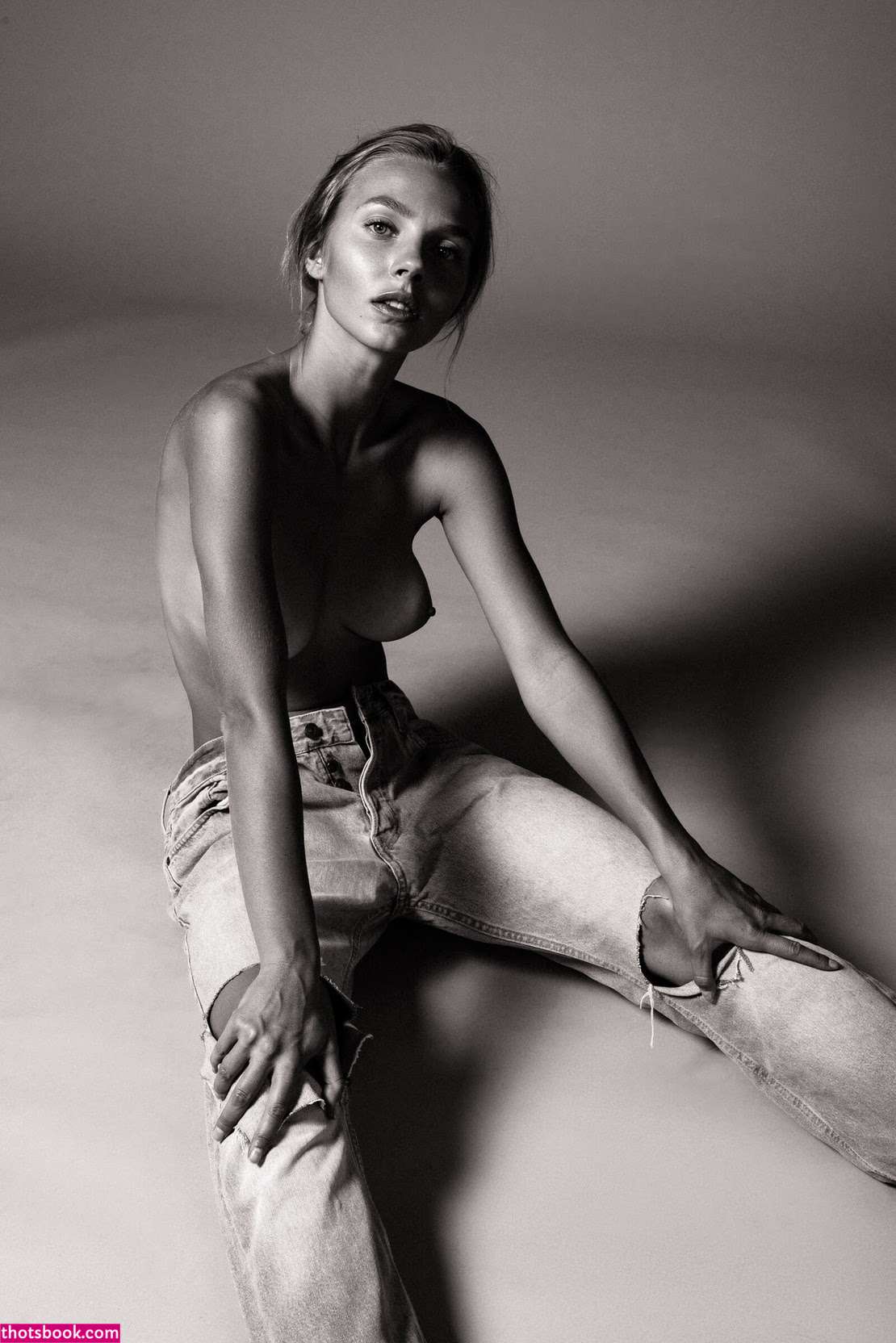 Angela Kajo Photo #14