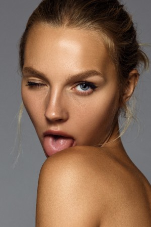 Angela Kajo Photo #13