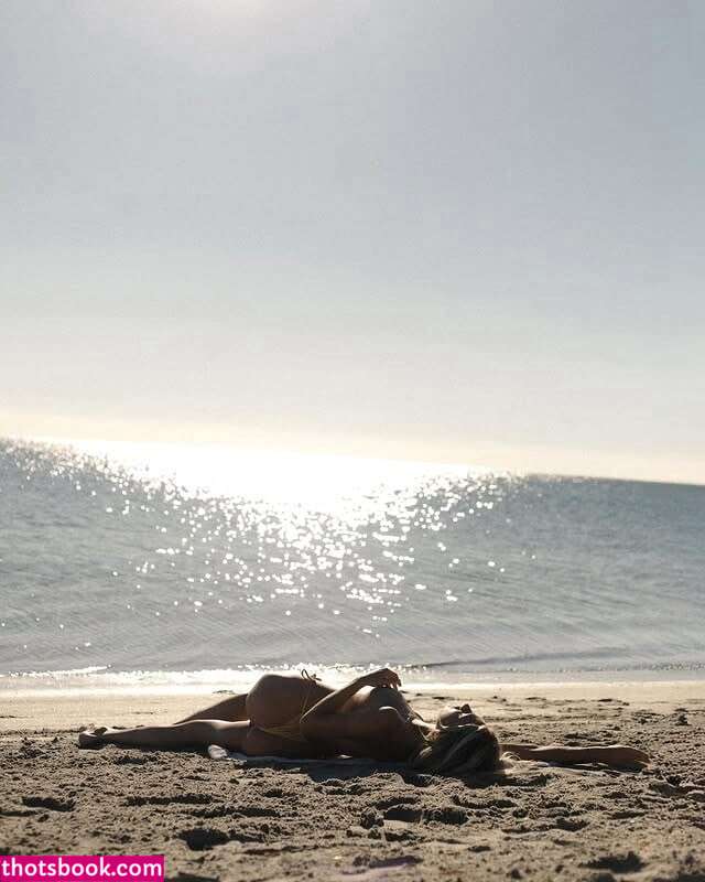 Angela Kajo Photo #20