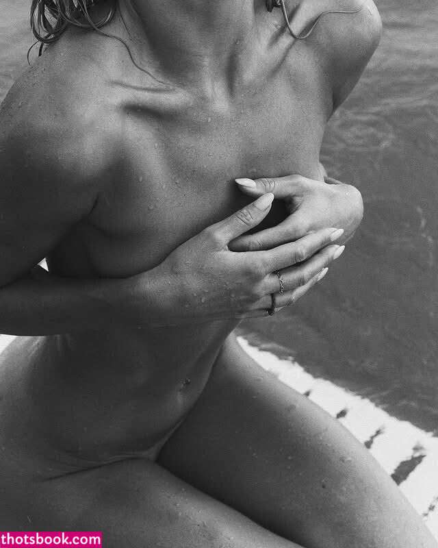 Angela Kajo Photo #22