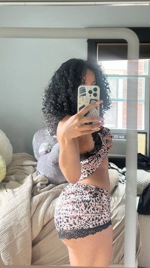 Delaney Qtt Photo #8