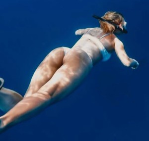 Julianna Elisee Photo #17