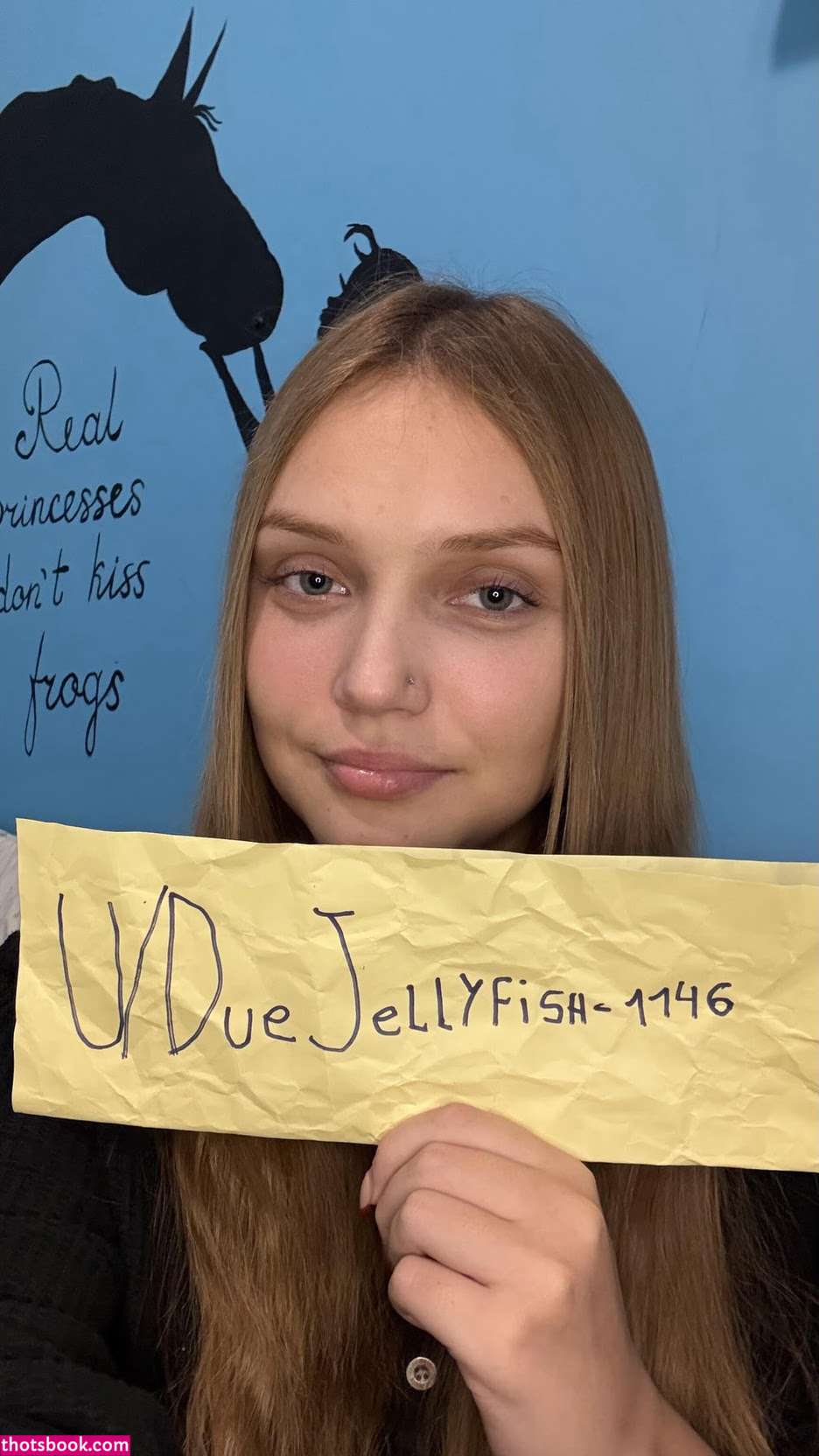 lowkeyvictoria Photo #30