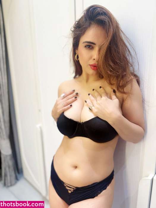 Nehhaa Malik Photo #5