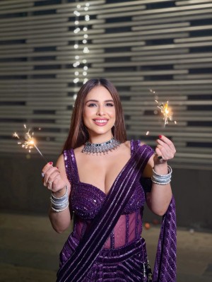 Nehhaa Malik Photo #13