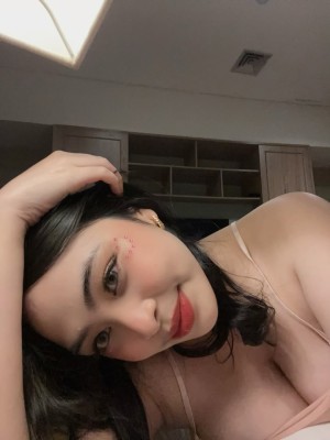 Cloudandpink Photo #7