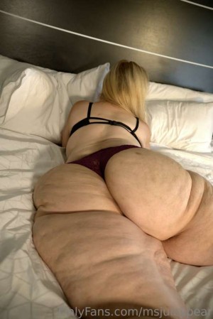 msjuicypear Photo #23