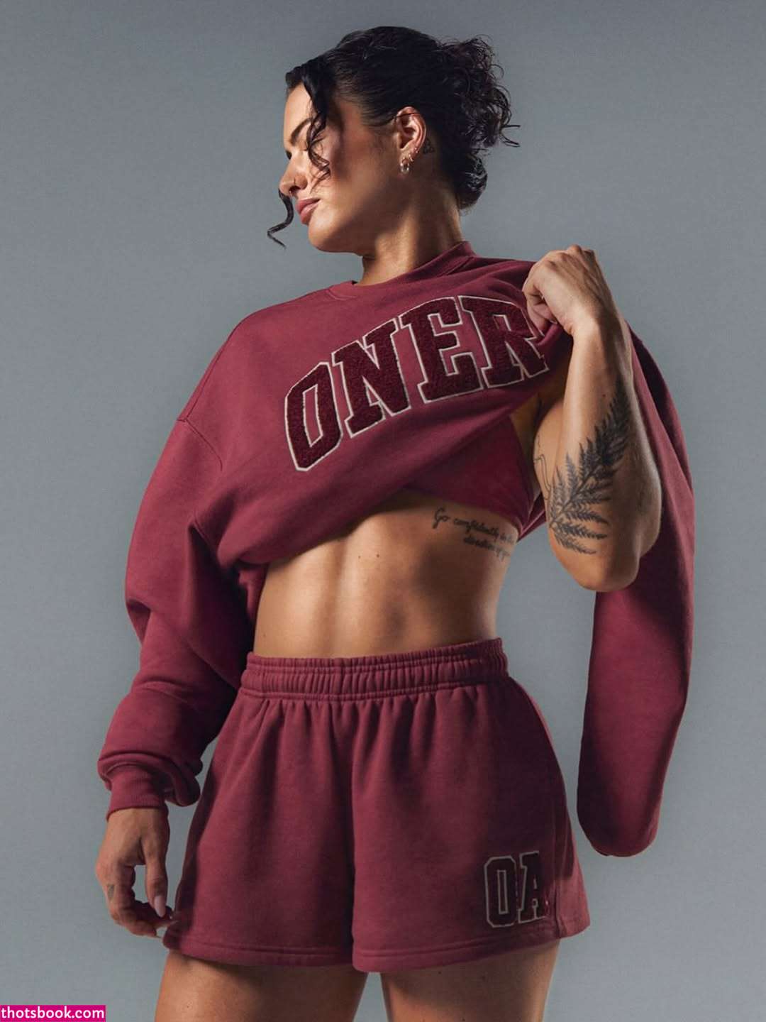 Kelly Matthews Photo #25