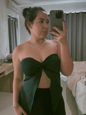 Paula Gonzalez Photo #25