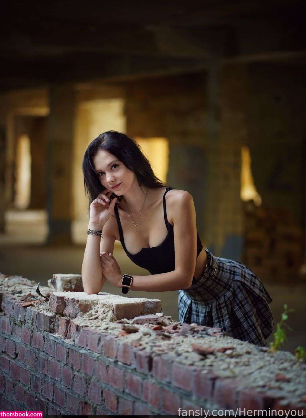 Herminoyou Photo #74