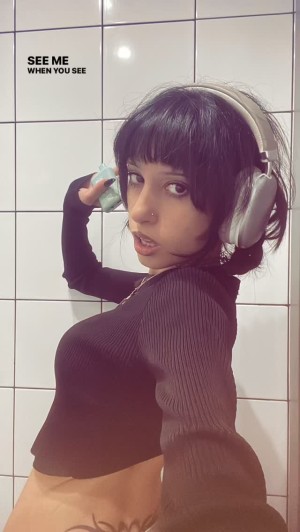 nayyoushaa Photo #25