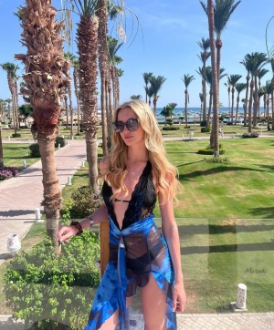 Bethany Webster Photo #4