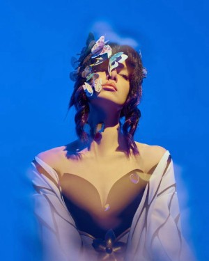 Eizzil Eltsihw Photo #16