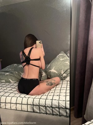 Kiramoonshines Photo #21