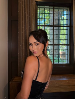 Elaine Kim Photo #20