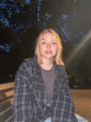 Bonnie Light Photo #25