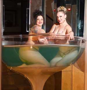 Mika Romantic Photo #5