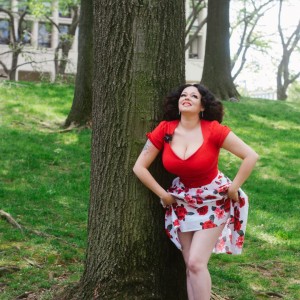 Mika Romantic Photo #7