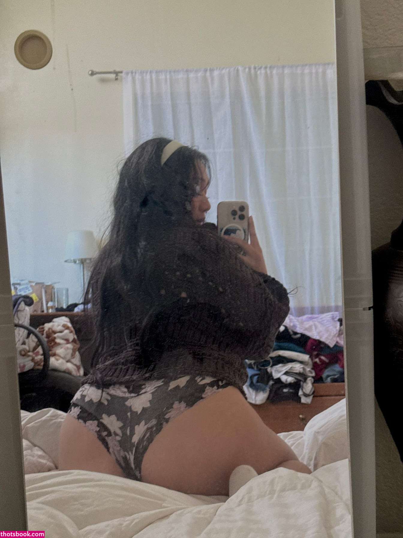 nvrcissistic Photo #5