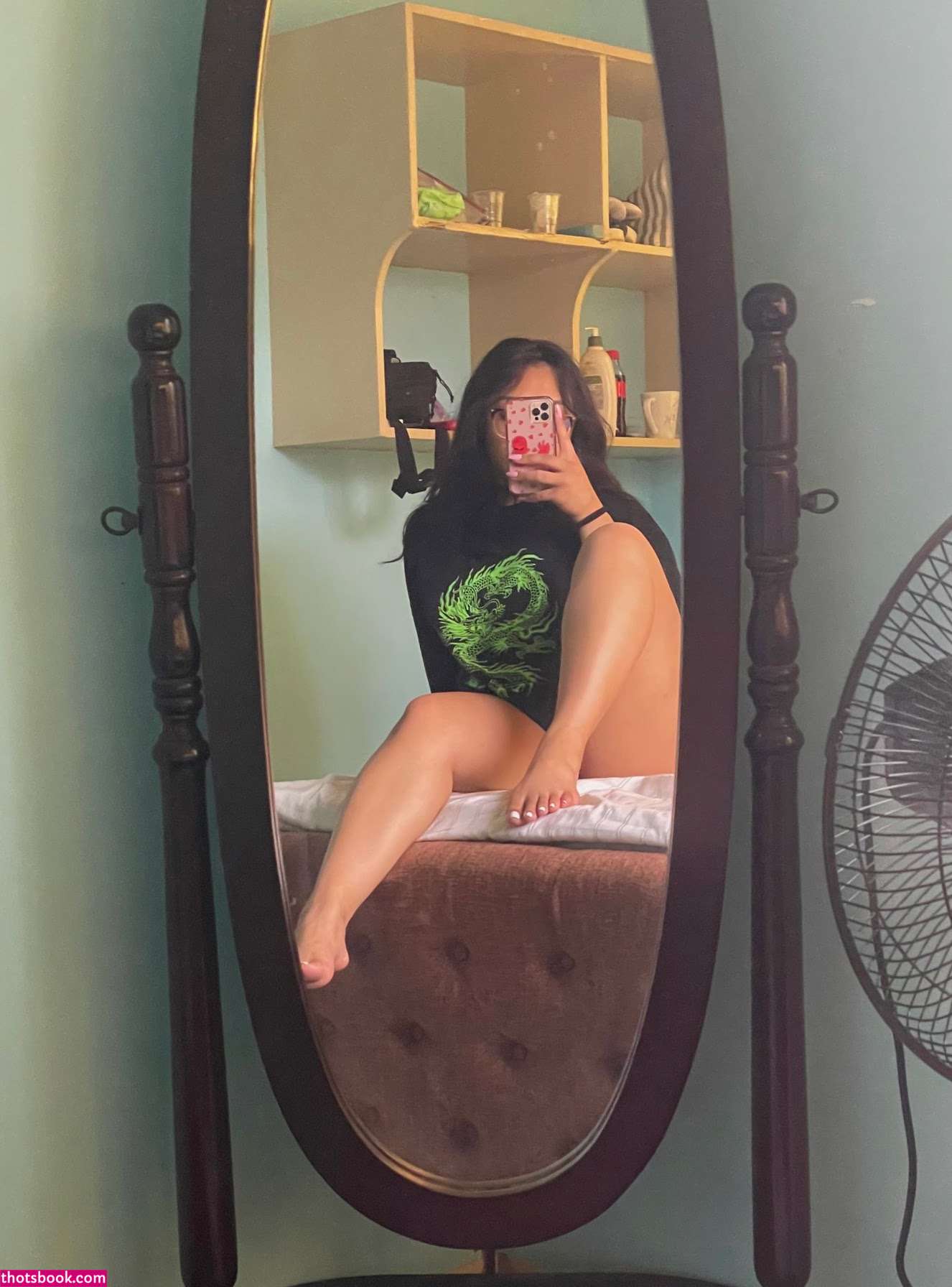 nvrcissistic Photo #18