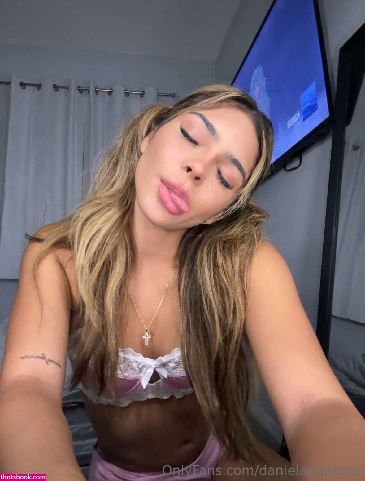 Daniela Valero Photo #23