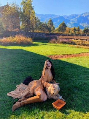 Sika Cheng Photo #22