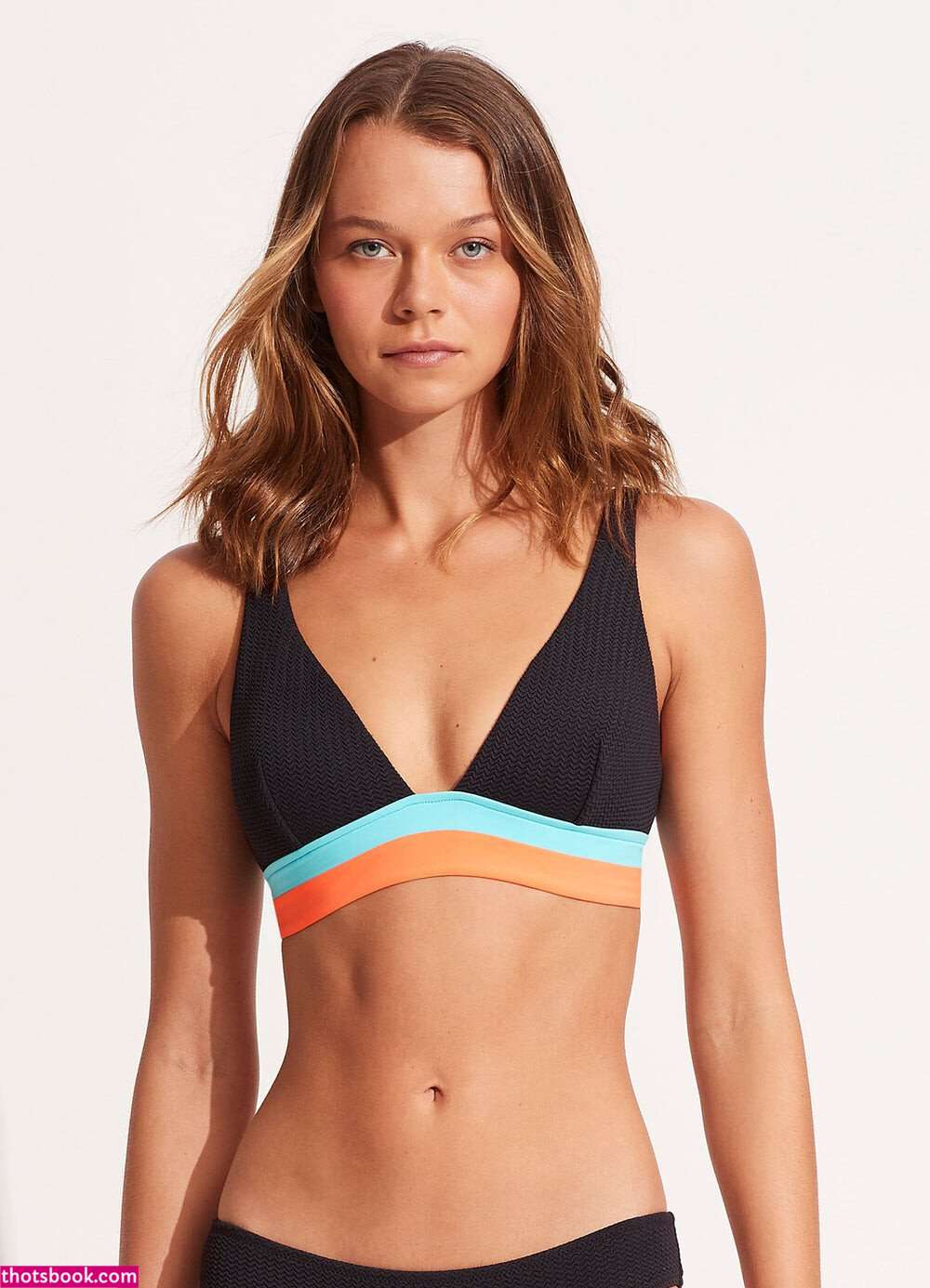 Alannah Walton Photo #20