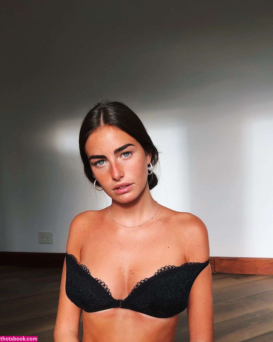 Mercedes Paleo Photo #26