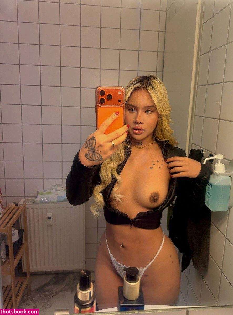 wasianviktoria Photo #19