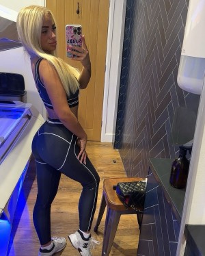 Brooke Lee Photo #16