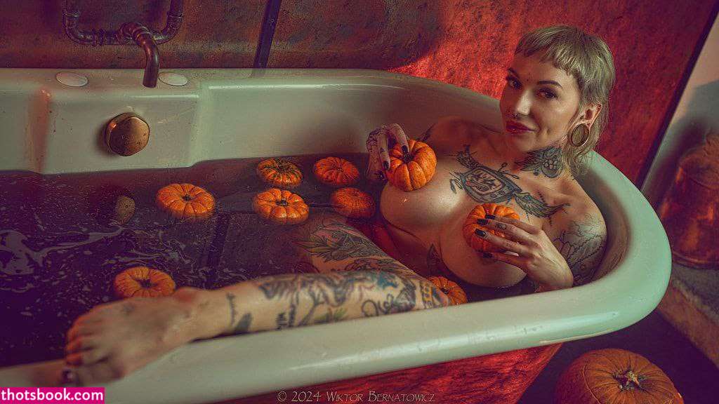 Daruniaink Photo #12