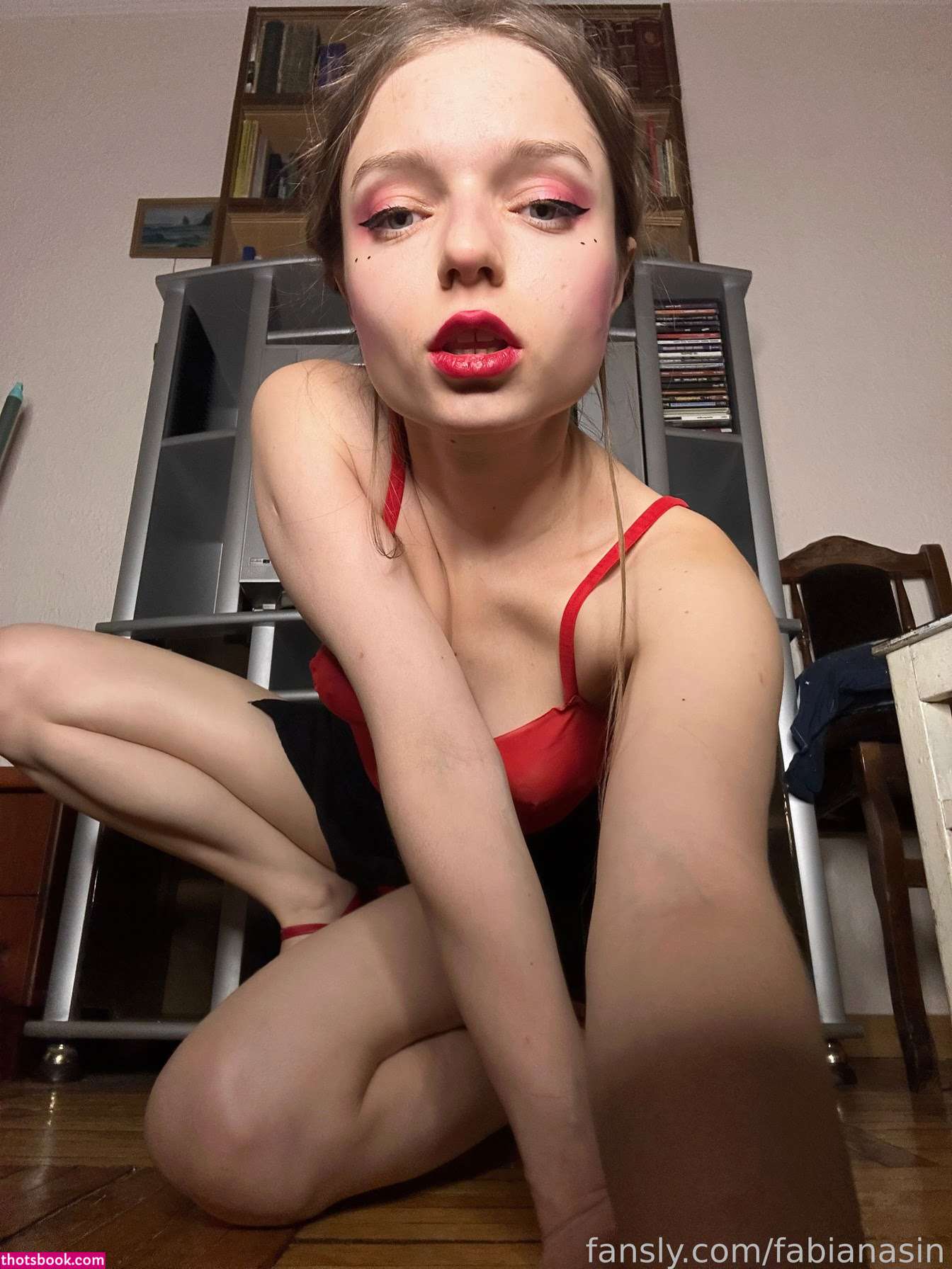 Fabianasin Photo #22