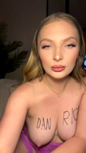 siennavossxo Photo #9