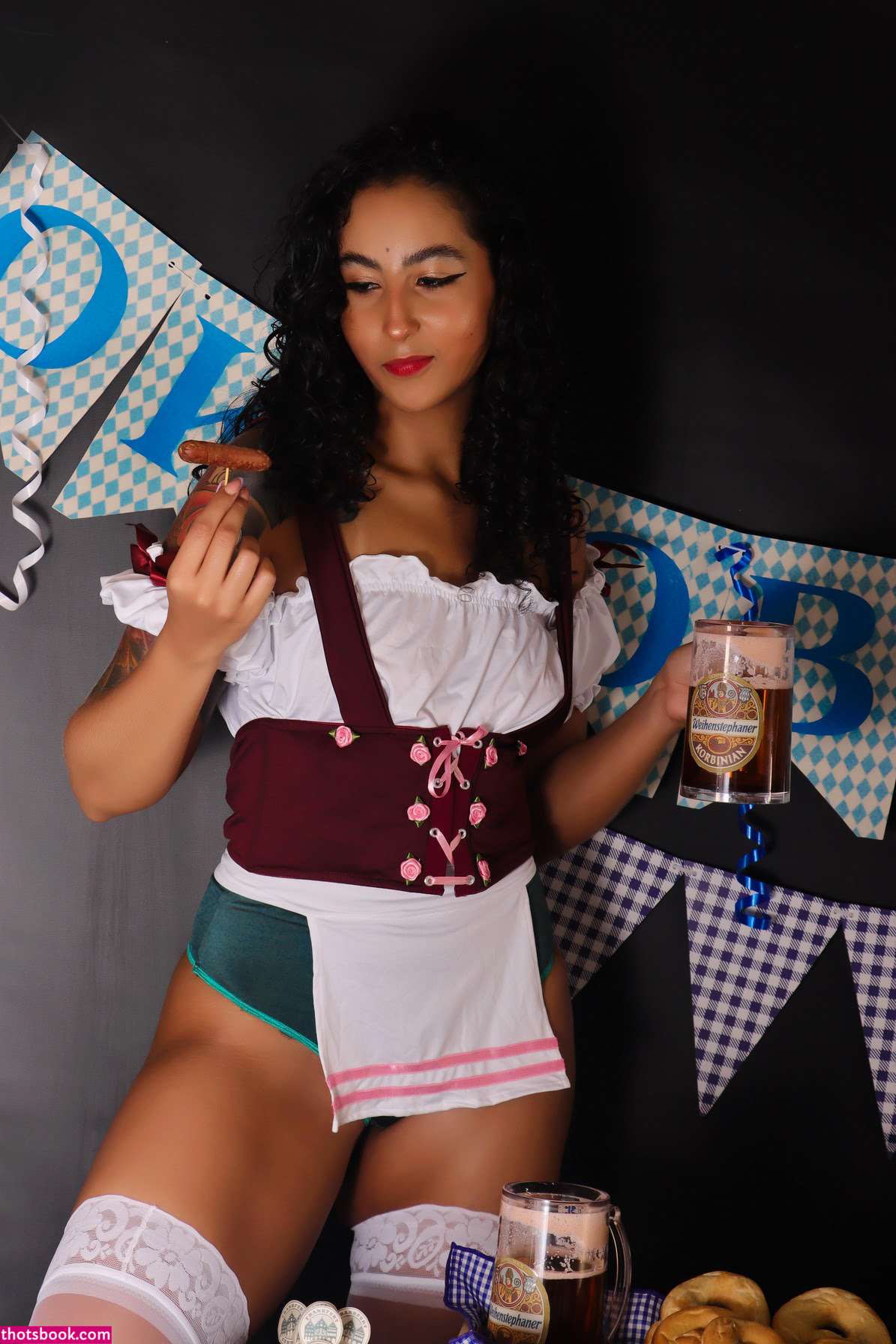 Agatha Collins Photo #5