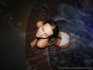 Kylie Starr Photo #4