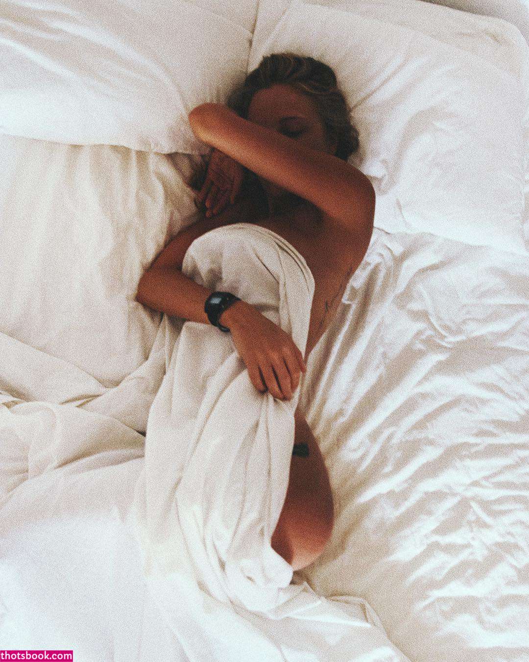 Stella Light Photo #40