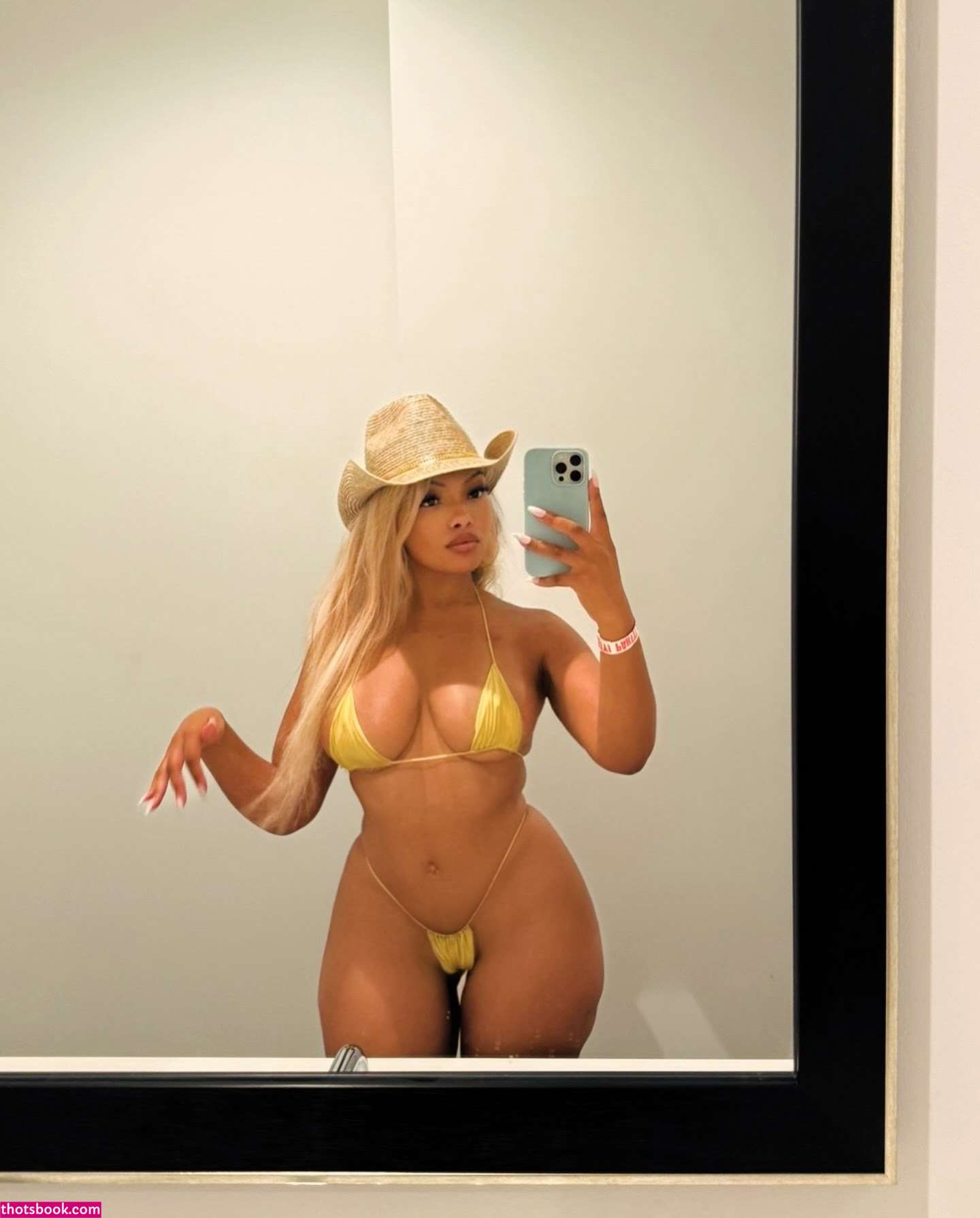 jazwiththevibes Photo #16