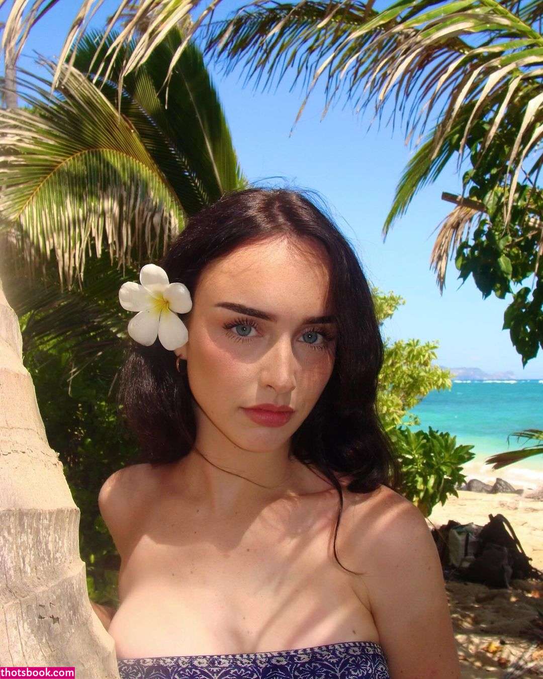 Julia Roman Photo #6