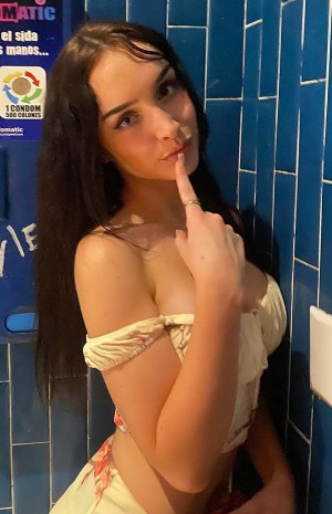 Julia Roman Photo #11