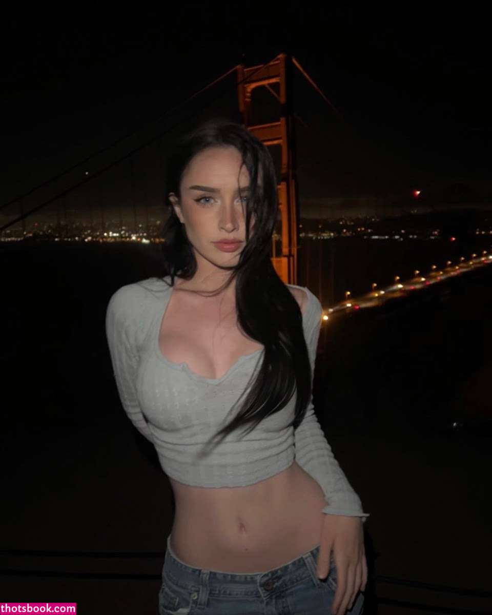 Julia Roman Photo #17